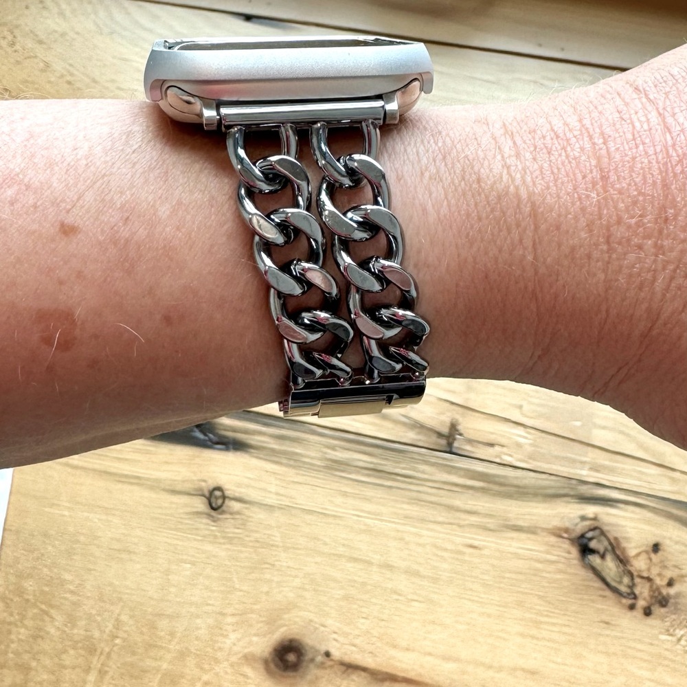 Double chain Apple Watch strap - adjustable.